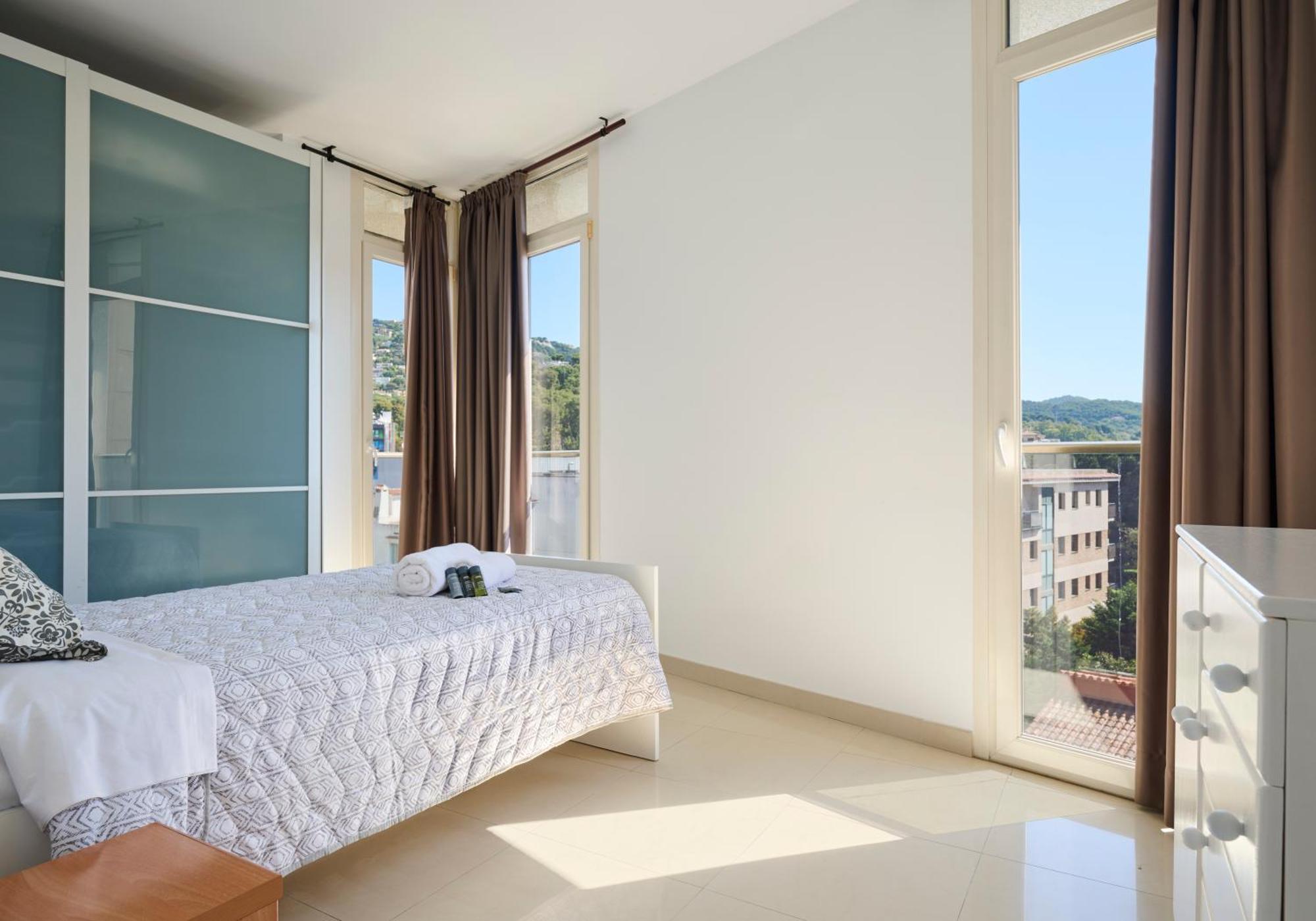 Apartaments Superiors Mtb Only Couples Lloret de Mar Exterior photo